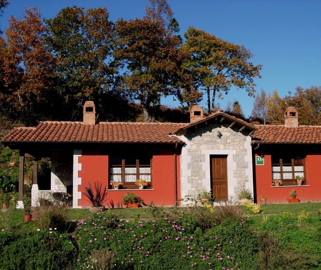 Apartamentos Rurales La Gueertona Ardines Exterior photo